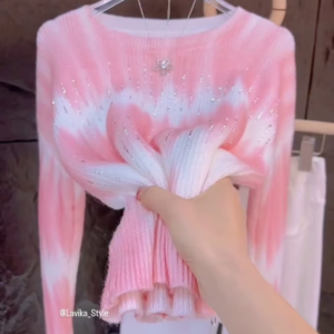 💖 Winter Glow Knitwear – Pink & White Ombre Magic