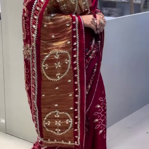 Karwa Chauth Romance – Draped in Devotion