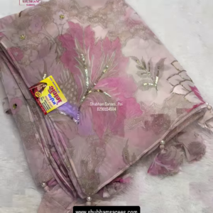 The Golden Heritage Saree – Timeless Elegance
